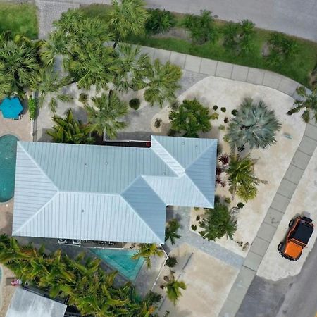 Canal Upper-Gorgeous 3 Bed 3 Bath Near Sk Village シエスタ・キー エクステリア 写真
